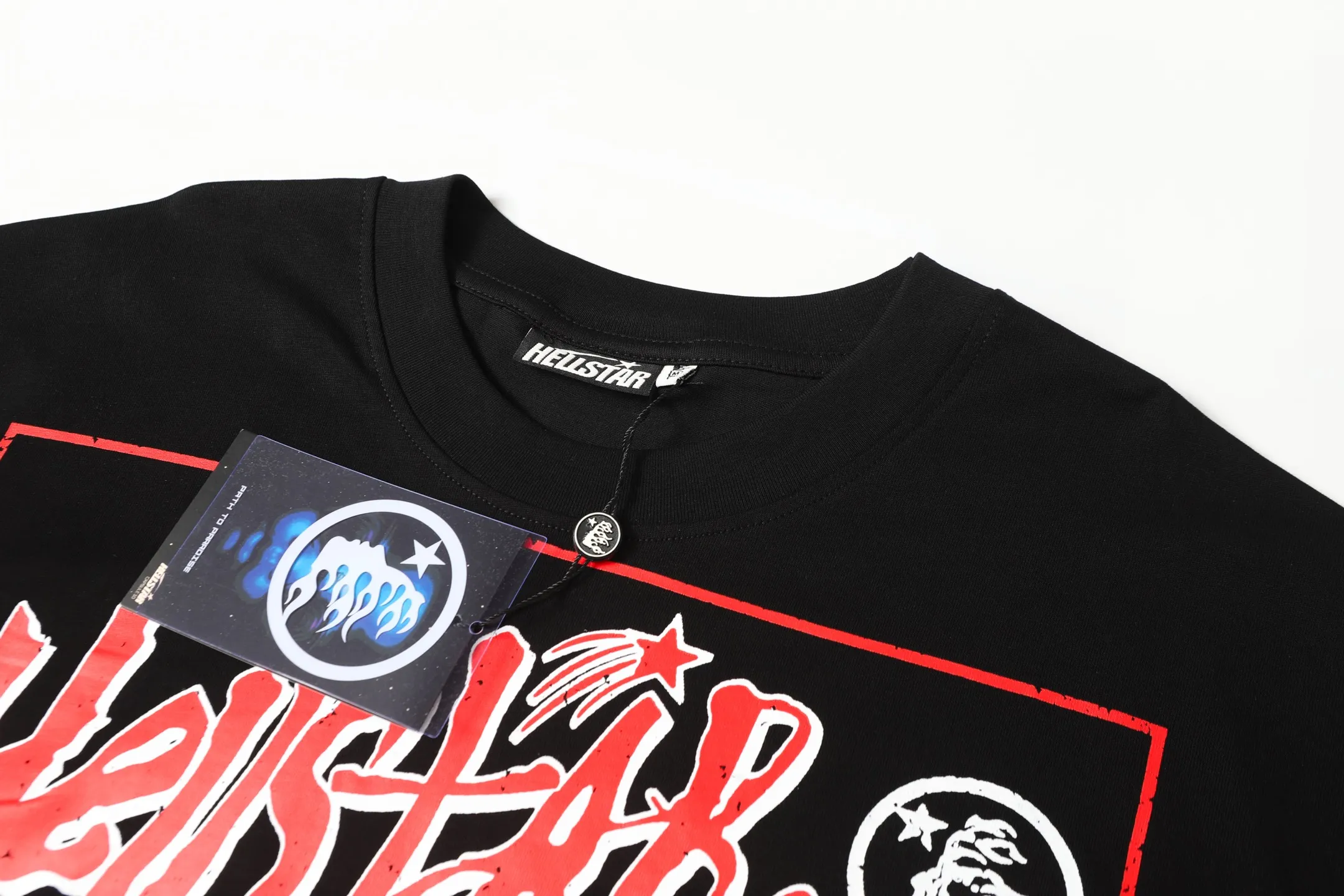 753#White/Black/ ｜ P54 In Stock Hellstar 、 T （fabric):32 240 Sizes（size）：S-M- L- X L （colour）：White、Black.